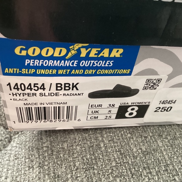 Skechers Women's Hyper Slide - Radiant Slide Sandals, size 8 - Picture 11 of 15